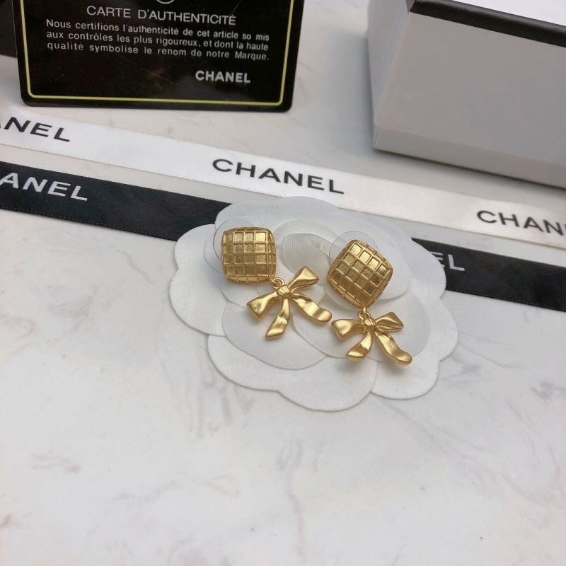 Ch**el earrings